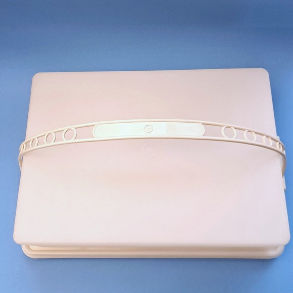 Tupperware Cake Taker Carrier Server Square Beige Vintage Party Picnic Container - Picture 2 of 11